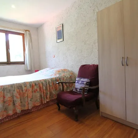 Ecogite Saint-prayel A Moyenmoutier, De Groupe Avec Piscine, Sauna, Jeux Moyenmoutier