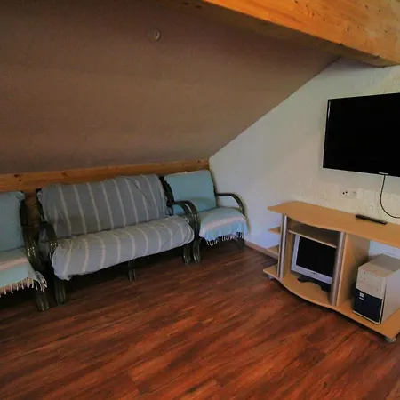 Nyaraló Ecogite Saint-prayel A Moyenmoutier, De Groupe Avec Piscine, Sauna, Jeux