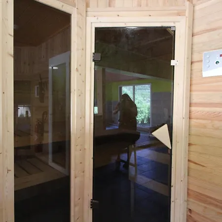 Ecogite Saint-prayel A Moyenmoutier, De Groupe Avec Piscine, Sauna, Jeux * Moyenmoutier