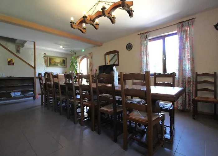 Ecogite Saint-prayel A Moyenmoutier, De Groupe Avec Piscine, Sauna, Jeux Prázdninový dům