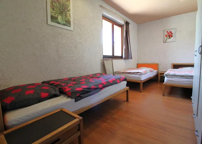 Prázdninový dům Ecogite Saint-prayel A Moyenmoutier, De Groupe Avec Piscine, Sauna, Jeux