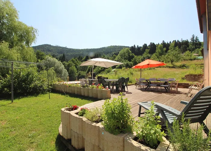Ecogite Saint-prayel A Moyenmoutier, De Groupe Avec Piscine, Sauna, Jeux Moyenmoutier